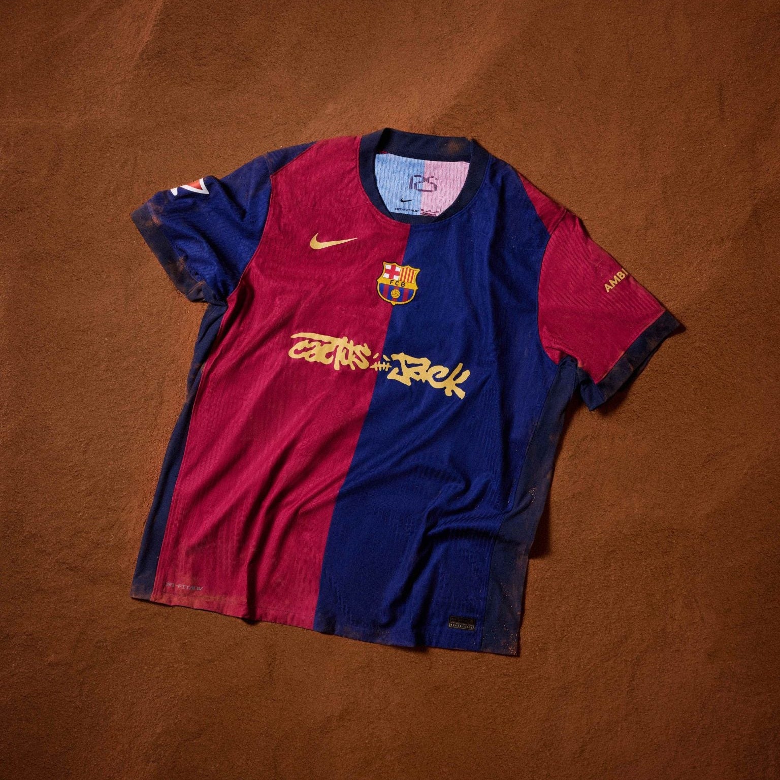 Barcelona x Travis Scott 2025 Local